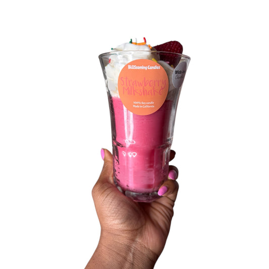 (WICKLESS) STRAWBERRY MILKSHAKE CANDLE