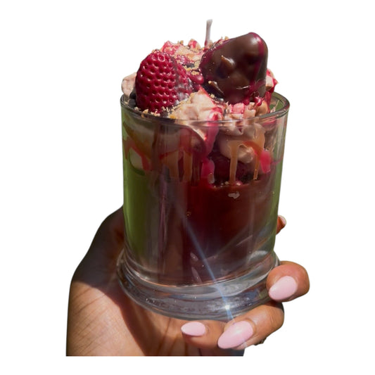 CHOCOLATE COVERED STRAWBERRIES CANDLE