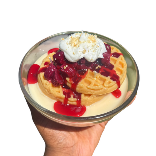 WAFFLE & STRAWBERRIES CANDLE