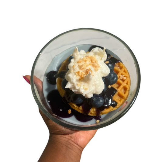 WAFFLES & BLUEBERRIES CANDLE