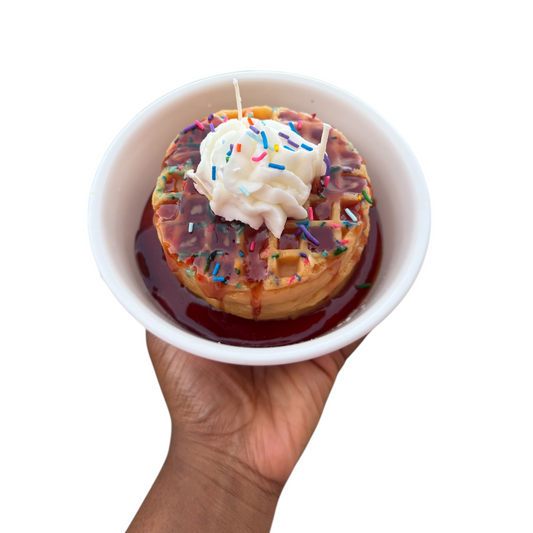 CONFETTI WAFFLE CANDLE