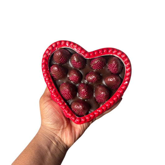 (WICKLESS) STRAWBERRIES W/ CHOCOLATE DIZZLE CANDLE