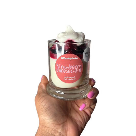 (WICKLESS) STRAWBERRY CHEESECAKE CANDLE